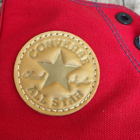LIKE NEW- CONVERSE ALL STAR Hi-Top RED Lugged Sneakers Size M8.5/W10.5 - Picture 12 of 13